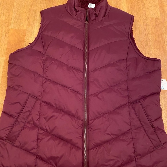 Time and Tru Jackets & Coats Time Tru Reversible Puffer Shearling